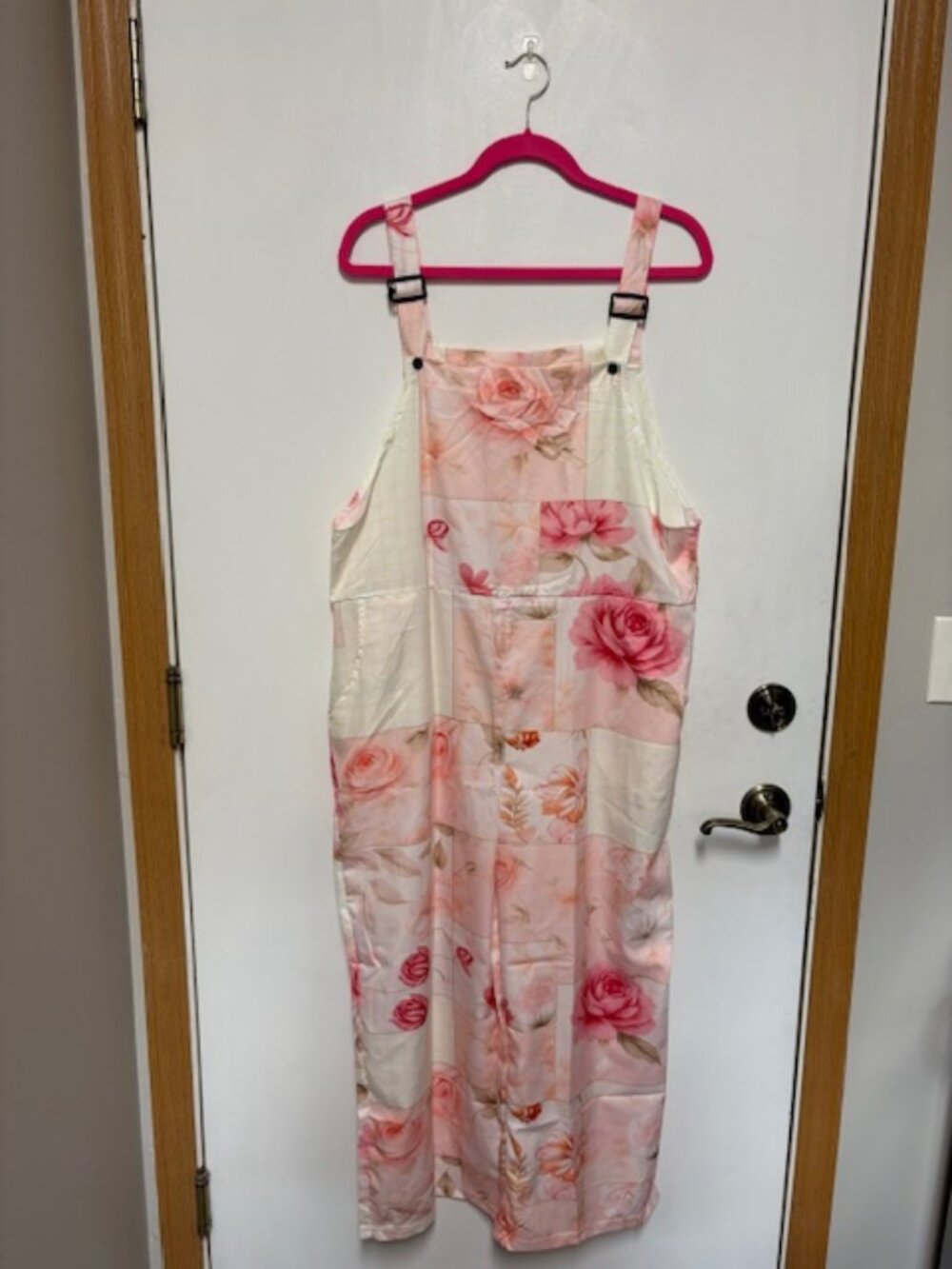 NEW EYE-CATCHING Womens LOOSE-FITTING Overalls Feature a Unique Pattern. Sz. M